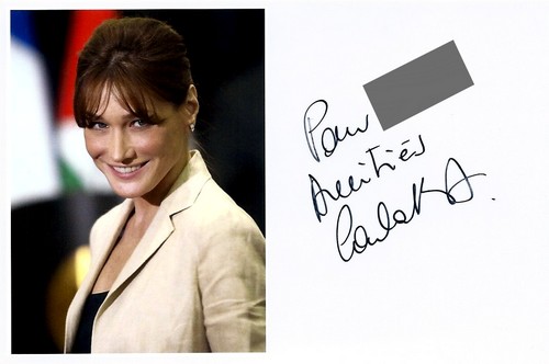 Autographe de Carla Bruni-Sarkozy