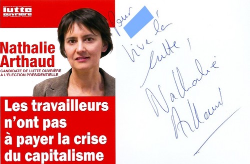 Autographe de Nathalie Arthaud