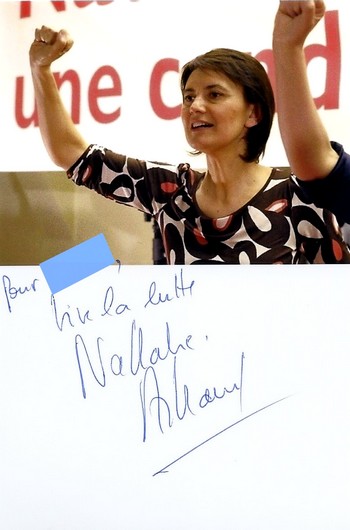 Autographe de Nathalie Arthaud